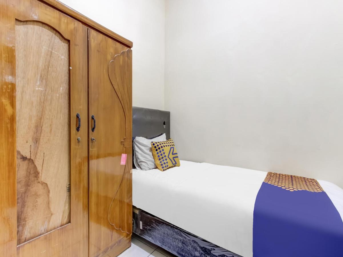 Oyo Life 91374 Asia Stay Semarang Syariah المظهر الخارجي الصورة